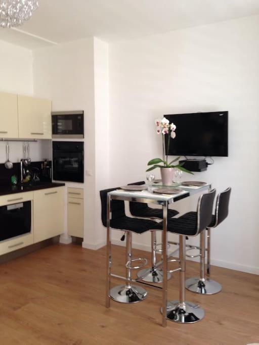 #28 1 Bdr Flat Ac Balcony Hper Central 10Mins To Beach & Old Town 니스 외부 사진